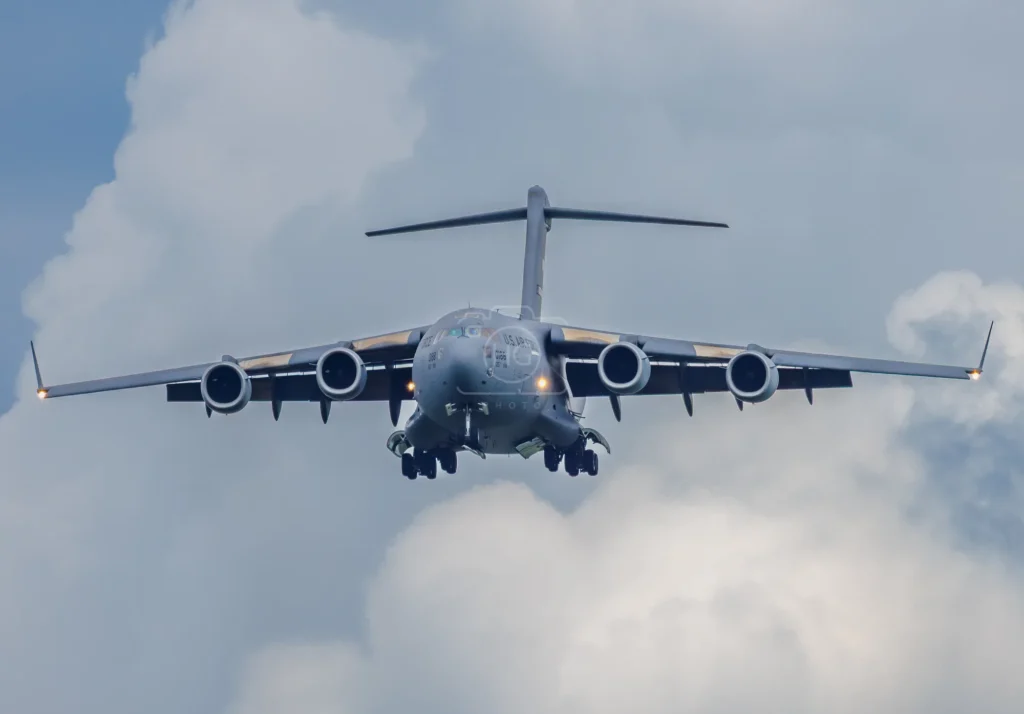 4M7A3393