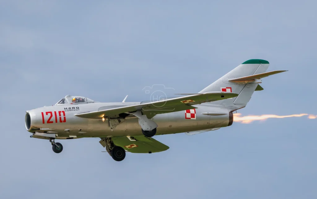 4M7A6824